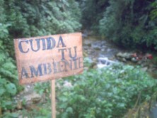 Cartel con la leyenda cuida tu ambiente