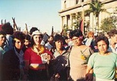 Imagen de mujeres en una manifestación