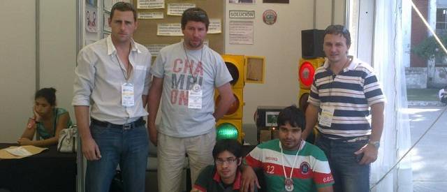 Los creadores del proyecto «Enlace de cruce»